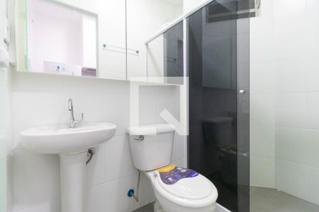 Banheiro de kitnet/studio para alugar com 1 quarto, 30m² em Cidade Universitária, Campinas