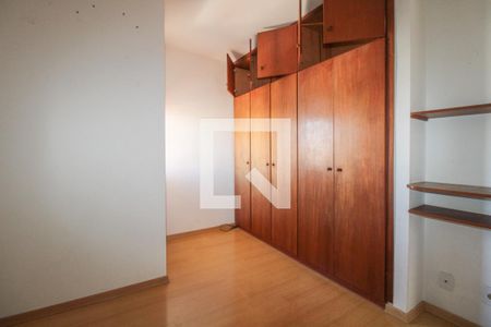 Quarto de apartamento à venda com 1 quarto, 55m² em Centro, Campinas