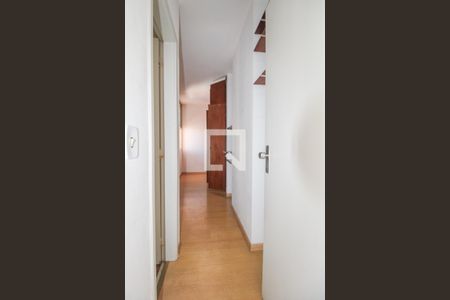 Corredor de apartamento à venda com 1 quarto, 55m² em Centro, Campinas