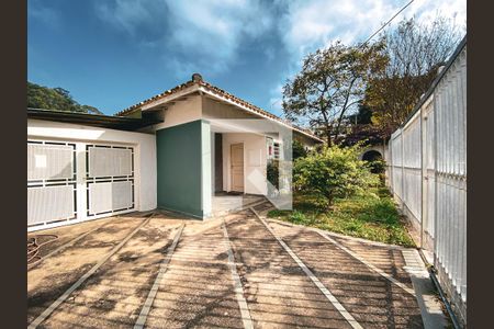 Área externa de casa à venda com 3 quartos, 330m² em Parque Continental, São Paulo