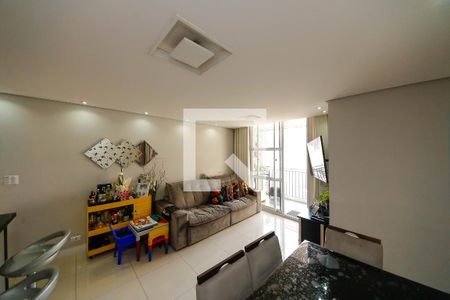 Sala de apartamento à venda com 3 quartos, 69m² em Vila Graciosa, São Paulo