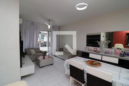 Sala de apartamento à venda com 2 quartos, 70m² em Jardim Guanabara, Rio de Janeiro