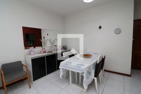 Sala de apartamento à venda com 2 quartos, 70m² em Jardim Guanabara, Rio de Janeiro