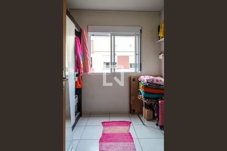  Quarto 1 de apartamento para alugar com 2 quartos, 60m² em Campo Novo, Porto Alegre