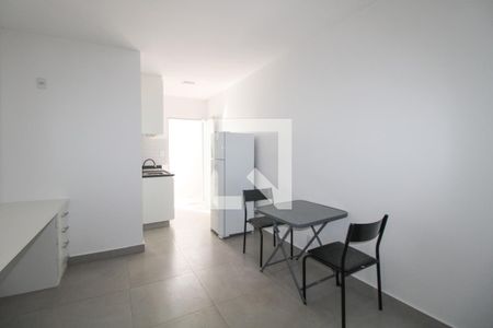 Sala de kitnet/studio para alugar com 1 quarto, 30m² em Cidade Universitária, Campinas