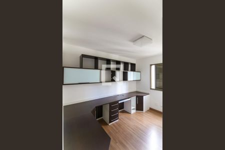 Escritório de apartamento para alugar com 3 quartos, 110m² em Chácara Agrindus, Taboão da Serra