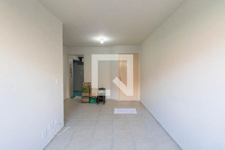 Sala de apartamento para alugar com 3 quartos, 50m² em Novo Mundo, Curitiba