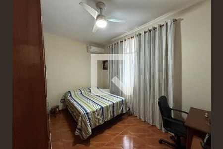 Quarto 1 de casa à venda com 3 quartos, 221m² em Irajá, Rio de Janeiro