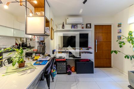 Apartamento à venda com 70m², 2 quartos e 1 vagaSala