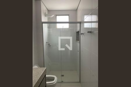 Banheiro de apartamento à venda com 2 quartos, 75m² em Coracao de Jesus, Belo Horizonte