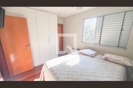 Quarto de apartamento à venda com 3 quartos, 81m² em União, Belo Horizonte