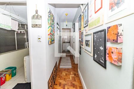 Corredor de apartamento à venda com 2 quartos, 89m² em Vila Romana, São Paulo