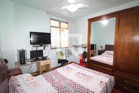 Quarto 3 de casa para alugar com 3 quartos, 240m² em Irajá, Rio de Janeiro