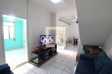 Sala de casa para alugar com 3 quartos, 240m² em Irajá, Rio de Janeiro