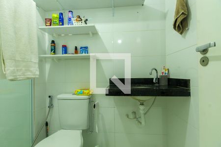 Banheiro de apartamento para alugar com 1 quarto, 34m² em Vila Azevedo, São Paulo