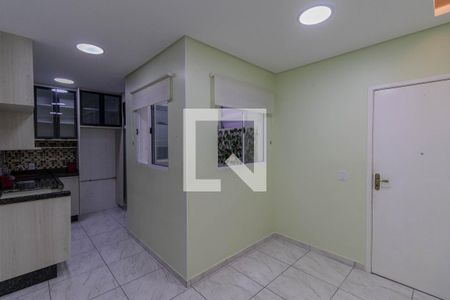 Sala e Cozinha Integrada  de apartamento à venda com 2 quartos, 38m² em Vila Ré, São Paulo