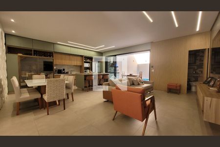 Sala de casa à venda com 3 quartos, 240m² em Vila Leopoldina, Santo André