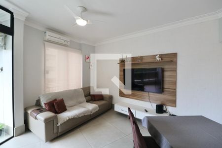 Sala de apartamento para alugar com 4 quartos, 165m² em Praia das Asturias, Guarujá