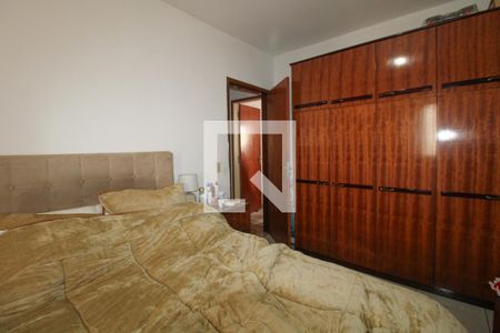 Quarto 1 de casa à venda com 3 quartos, 259m² em Parque São Quirino, Campinas