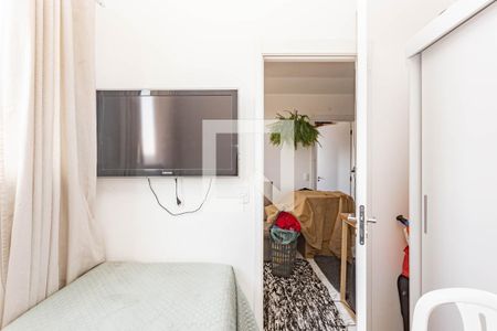 Quarto 2 de apartamento para alugar com 2 quartos, 32m² em Jardim Miriam, São Paulo