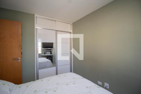 Quarto 1 de apartamento à venda com 2 quartos, 52m² em Vila Amélia, São Paulo