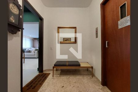 Hall/Elevador de Acesso a Sala de apartamento à venda com 4 quartos, 169m² em Vila Sofia, São Paulo