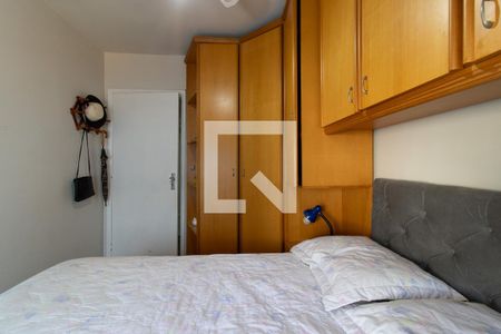 Quarto de apartamento à venda com 1 quarto, 45m² em Navegantes, Porto Alegre