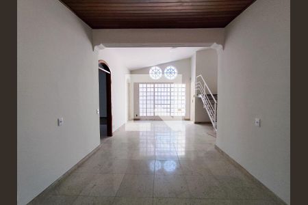 Sala  de casa para alugar com 3 quartos, 270m² em Cidade Nova, Belo Horizonte