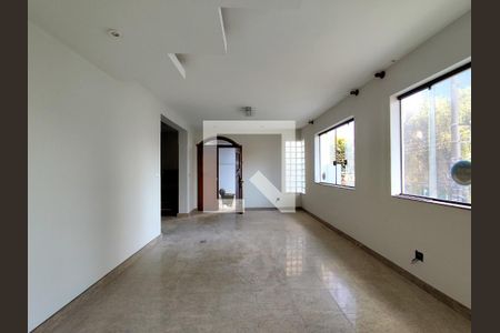 Sala  de casa para alugar com 3 quartos, 270m² em Cidade Nova, Belo Horizonte