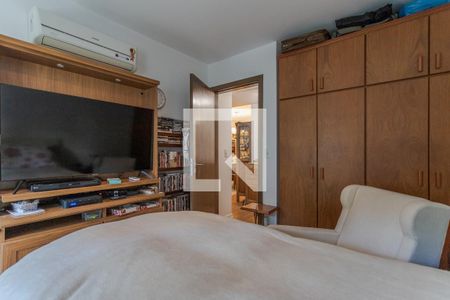 Quarto de apartamento à venda com 1 quarto, 64m² em Bela Vista, Porto Alegre