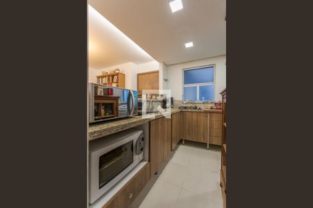 Cozinha de apartamento à venda com 1 quarto, 64m² em Bela Vista, Porto Alegre