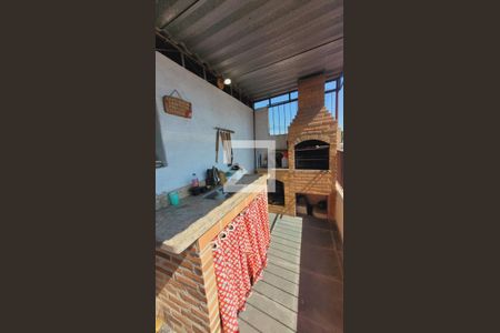 Casa à venda com 110m², 4 quartos e 1 vaga Casa à venda com 110m², 4 quartos e 1 vagaTerraço com Churrasqueira