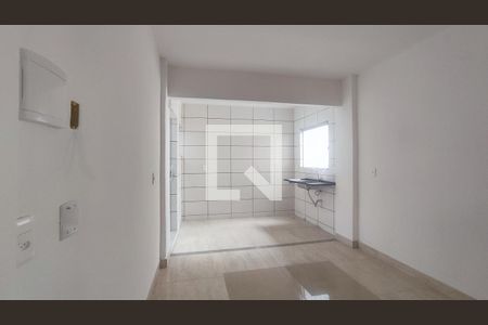 Sala de apartamento à venda com 2 quartos, 66m² em Europa, Contagem