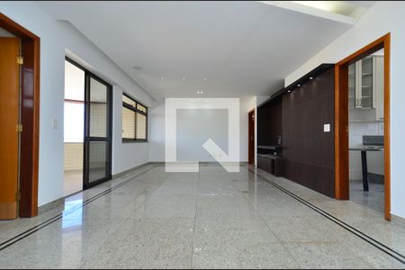 Sala 2 ambientes de apartamento para alugar com 4 quartos, 220m² em Cidade Nova, Belo Horizonte