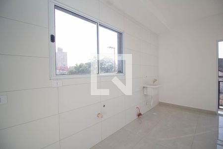 Cozinha de apartamento para alugar com 2 quartos, 49m² em Vila Mangalot, São Paulo