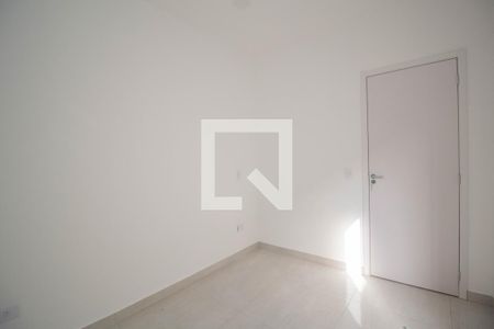 Quarto de apartamento para alugar com 2 quartos, 45m² em Vila Mangalot, São Paulo