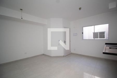 Sala/Cozinha de apartamento para alugar com 2 quartos, 45m² em Vila Mangalot, São Paulo