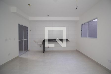 Sala/Cozinha de apartamento para alugar com 2 quartos, 45m² em Vila Mangalot, São Paulo