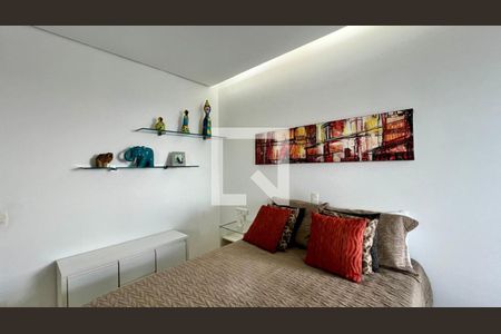 Quarto de apartamento à venda com 4 quartos, 240m² em Gutierrez, Belo Horizonte