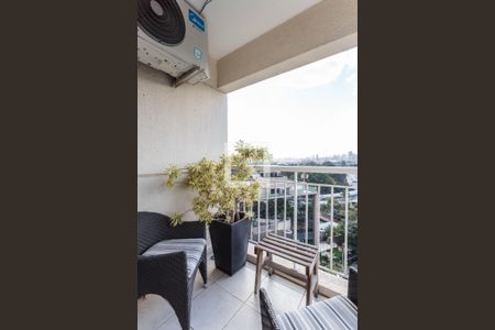 Varanda de apartamento à venda com 1 quarto, 55m² em Gumercindo, São Paulo