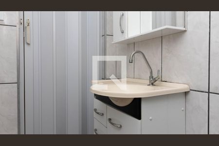 Banheiro de casa para alugar com 1 quarto, 66m² em Parque Boturussu, São Paulo