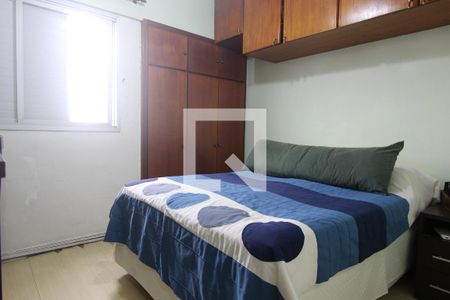 Quarto de apartamento à venda com 4 quartos, 140m² em Parque Tomas Saraiva, São Paulo