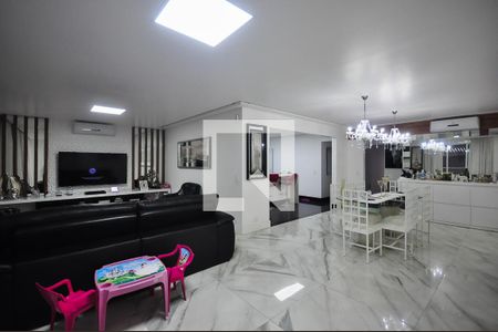 Sala de casa para alugar com 3 quartos, 350m² em Jardim Leonor, São Paulo