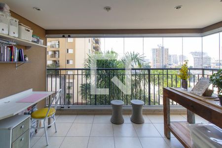 Varanda de apartamento à venda com 3 quartos, 101m² em Barra Funda, São Paulo