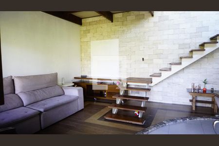 Sala de casa à venda com 3 quartos, 1400m² em Jacarepaguá, Rio de Janeiro