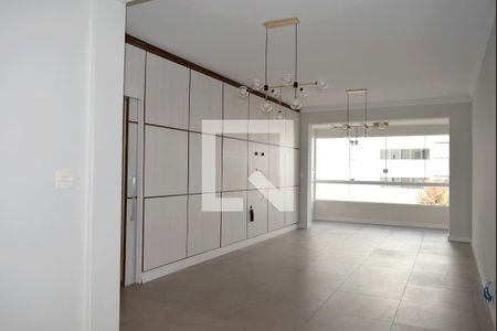 Apartamento para alugar com 168m², 3 quartos e sem vagaSala