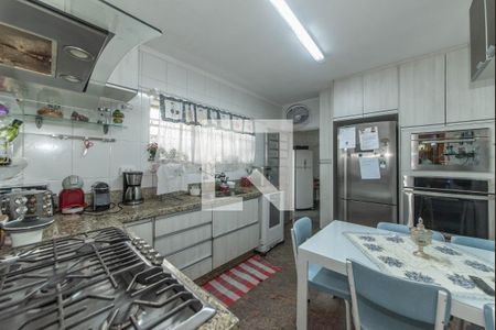 Cozinha de casa à venda com 4 quartos, 280m² em Saúde, São Paulo