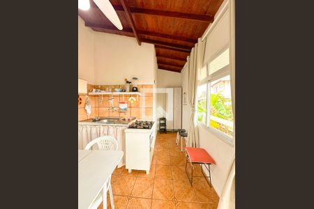 Sala/Cozinha de apartamento para alugar com 1 quarto, 30m² em São João do Rio Vermelho, Florianópolis