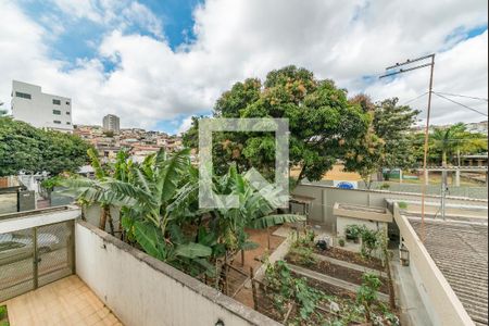 Sala de apartamento à venda com 3 quartos, 85m² em Barreiro, Belo Horizonte