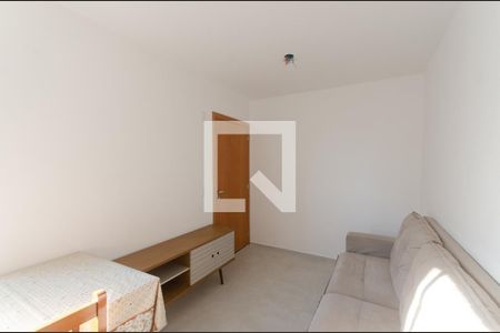 Sala de apartamento à venda com 2 quartos, 40m² em Cavalhada, Porto Alegre